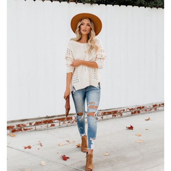 STELLA Loose Knit Pullover Sweater - Picture 3 of 8